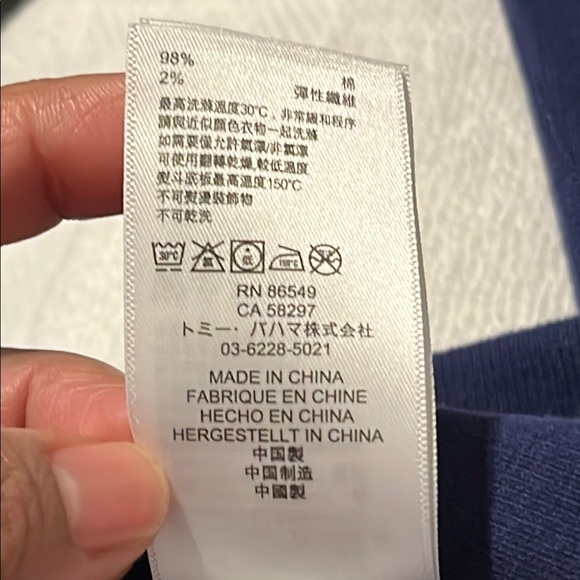 Women’s Tommy Bahama Blue Quarter-Zip Pullover - Picture 9 of 14